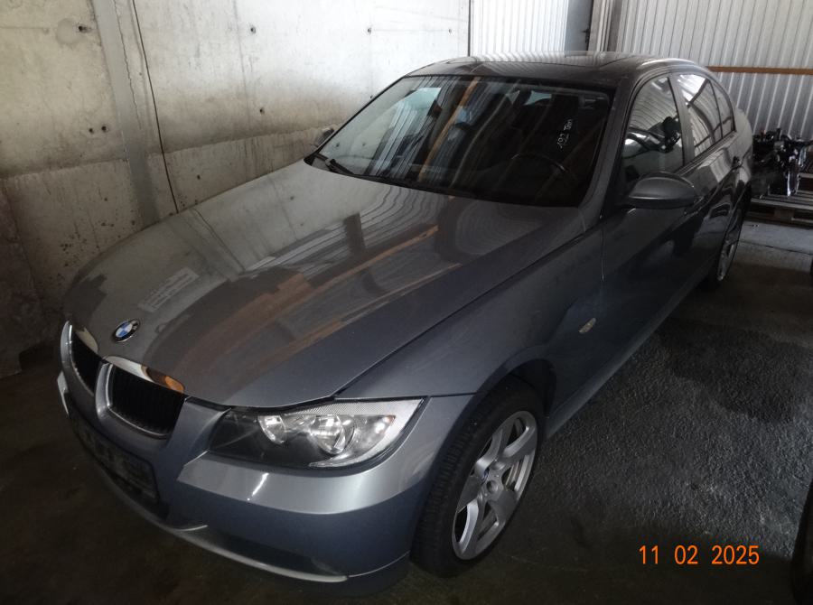 BMW E90