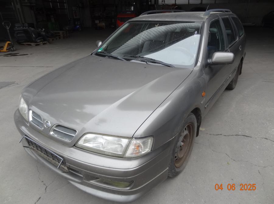 Nissan Primera P11
