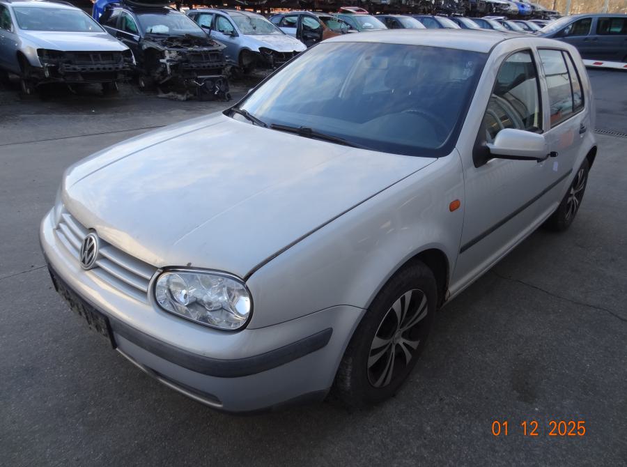VW Golf 4