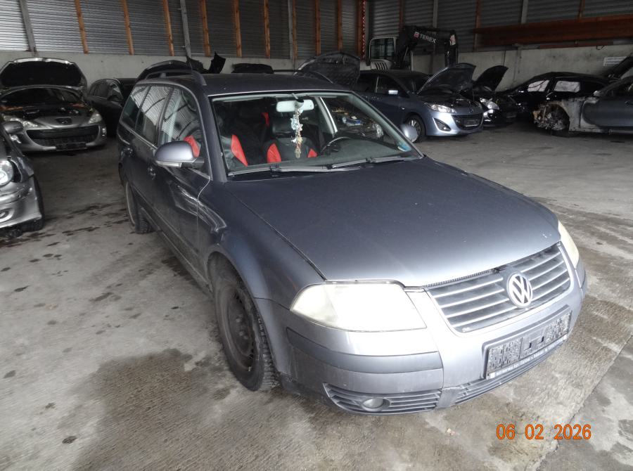 VW Passat 3BG
