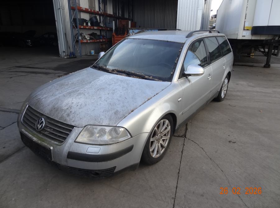 VW Passat 3BG