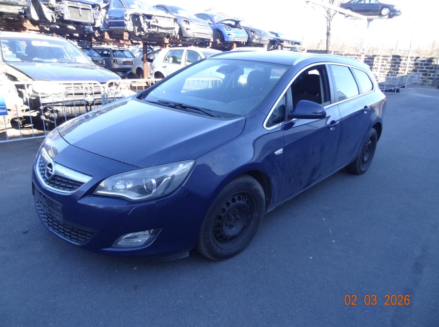 Opel Astra J