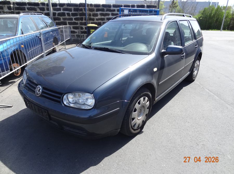 VW Golf 4