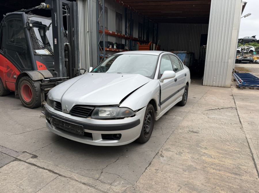 Mitsubishi Carisma DA0