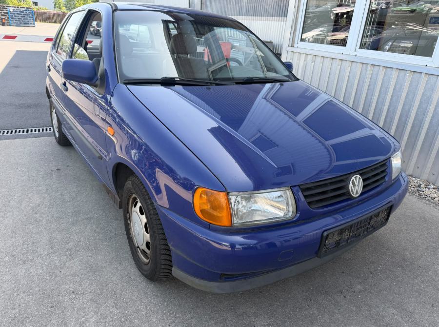 VW Polo 6N1